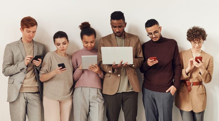 8 Tips to Create A Viral Video for the Web