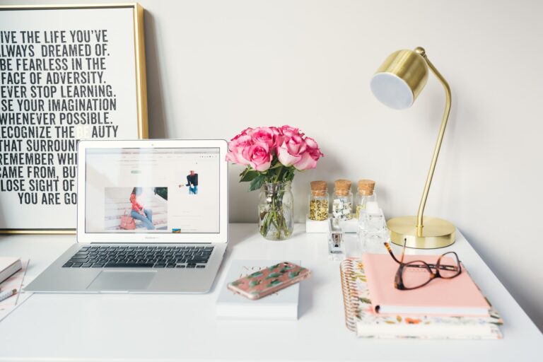 What are the Different Types of Social Media Content & Which is Best?