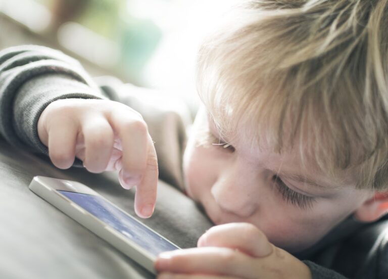 5 Best Mobile Apps for Online Safety