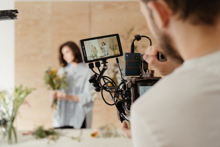 5 Undeniable Benefits Of Online Video Maker Tools