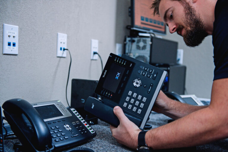 Improve The Business Productivity With VOIP Systems Installation