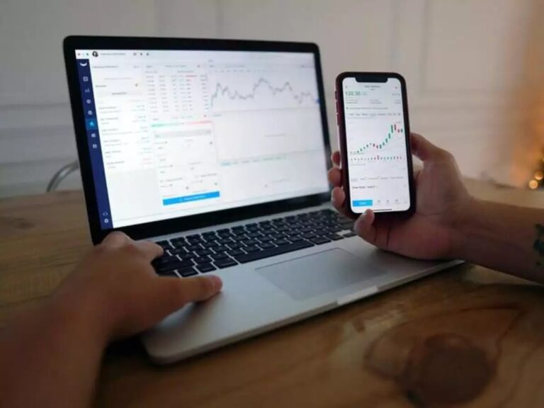Current Investment Trends You Need To Know When Buying Shares
