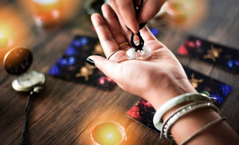 How to Get a Fortune Reading Free Online?