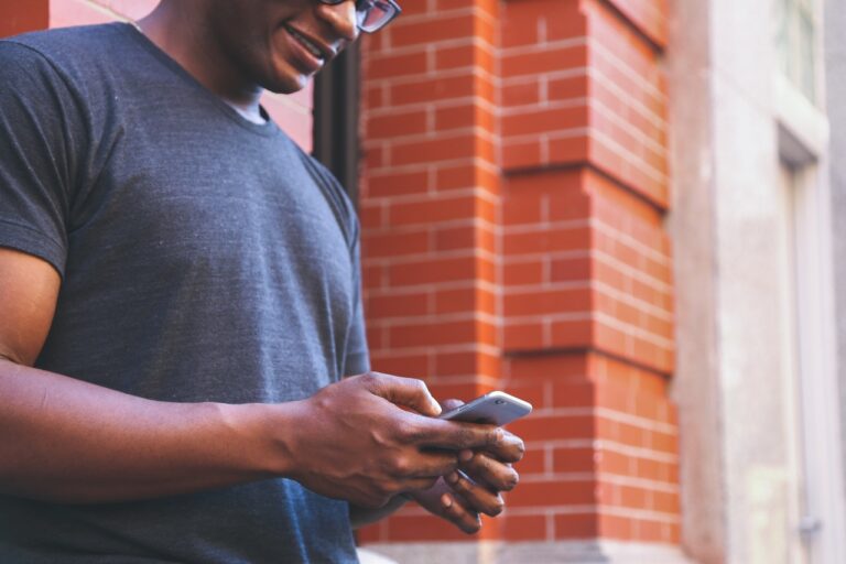 What Is SMS Geofencing and How Can It Help Your Business?