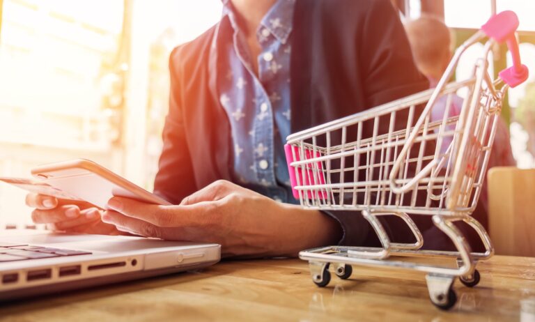 The Thriving Beauty eCommerce Industry in a Technologically Advanced World