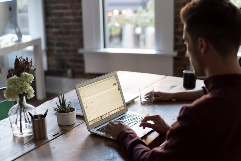 How To Determine Who Hosts A Website And Why Is It Useful?