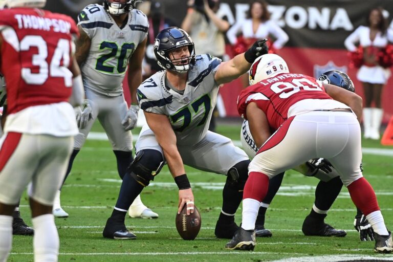 2 In-House Free Agents The Seattle Seahawks Must Re-Sign In 2022