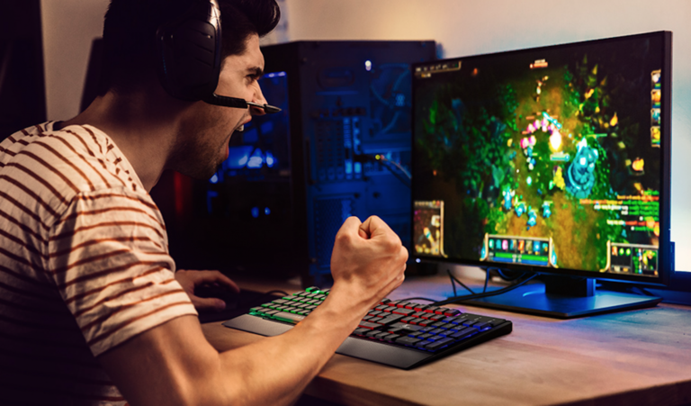 How Many People Play Dota 2?