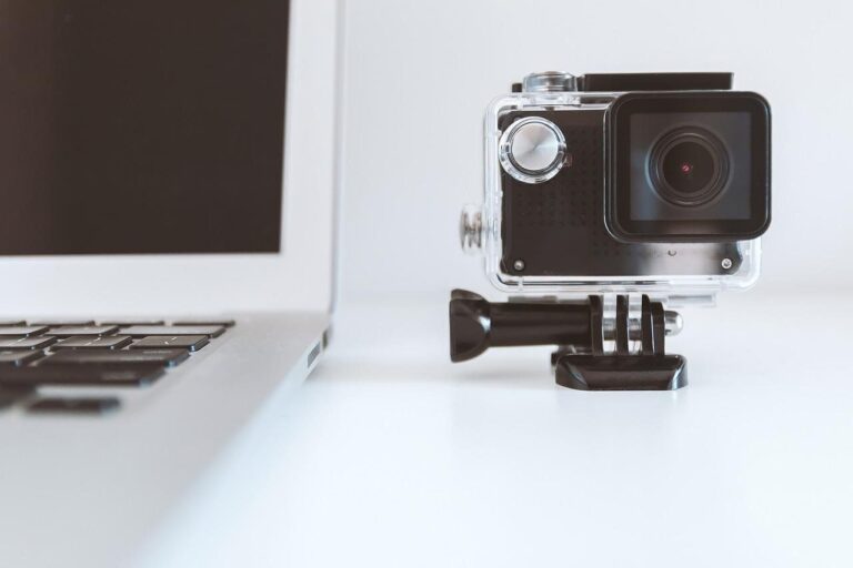 how to send a large video through email
