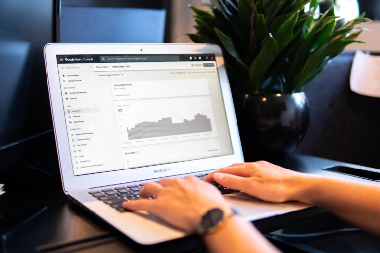 Benefits of using paid search